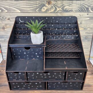 The organizer in gift packaging.