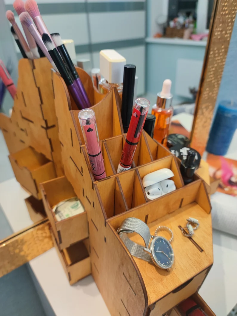 A close-up of the wood texture.