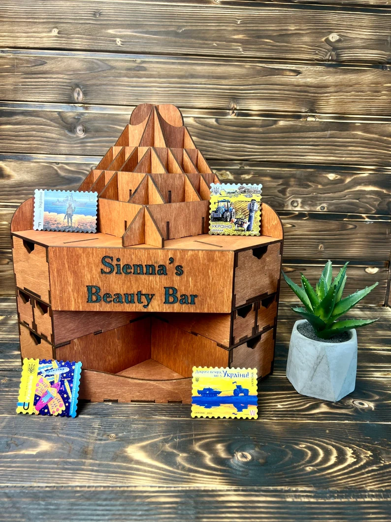 The "Cleopatra" organizer in the corner of a room, demonstrating its space-saving ability.