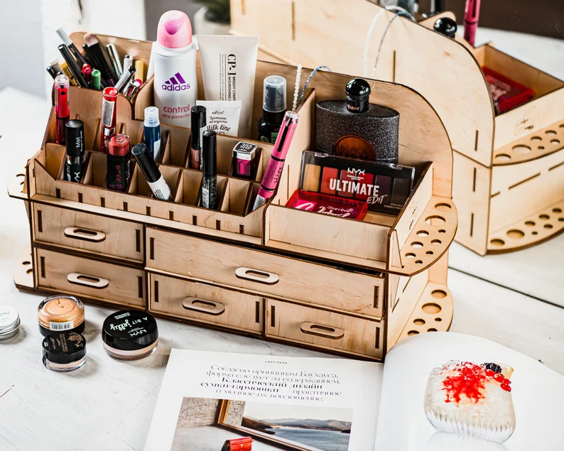 An image highlighting the fine joinery and the handcrafted nature of the organizer.