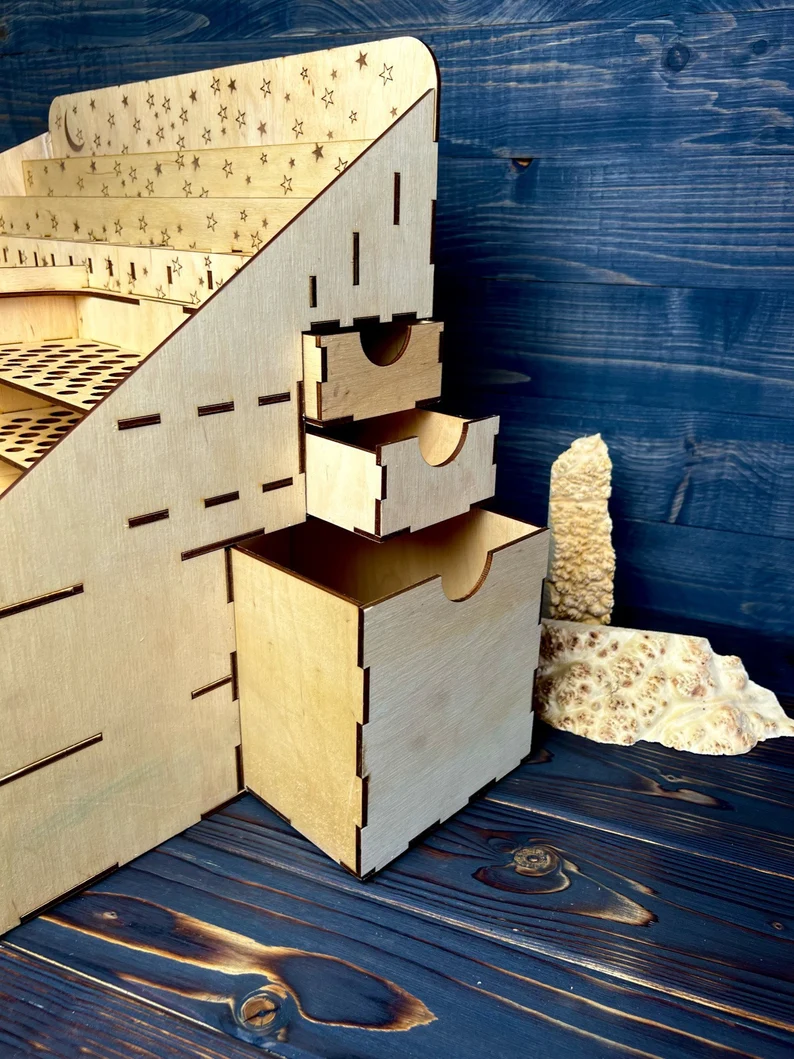 Close-up view of the "Eve" (Extra Large) organizer, highlighting the quality of the wood and the smooth finish.