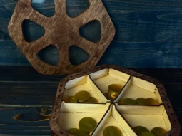 A flat lay image of the sweet box, showing its top-down view and overall design.