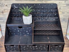 The organizer in gift packaging.