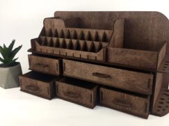  An image highlighting the fine joinery and the handcrafted nature of the organizer.